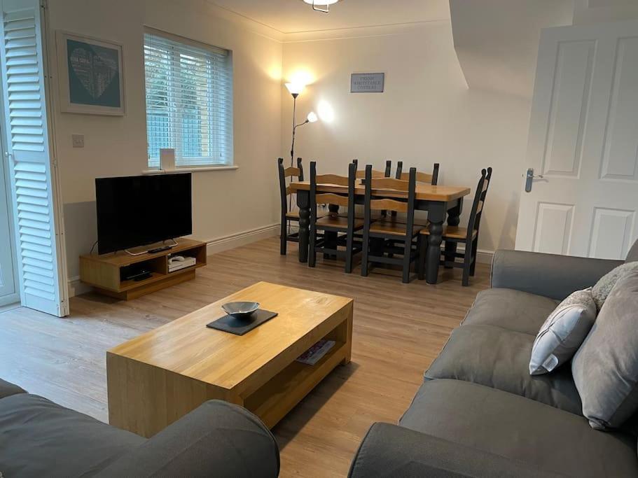 The Old Printworks, With Parking And Patio Garden Villa Whitstable Exteriör bild